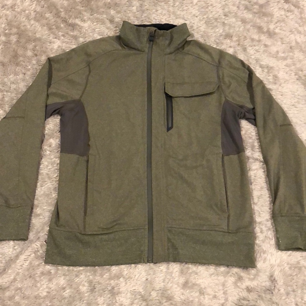 Men’s Lululemon olive green jacket - size XL